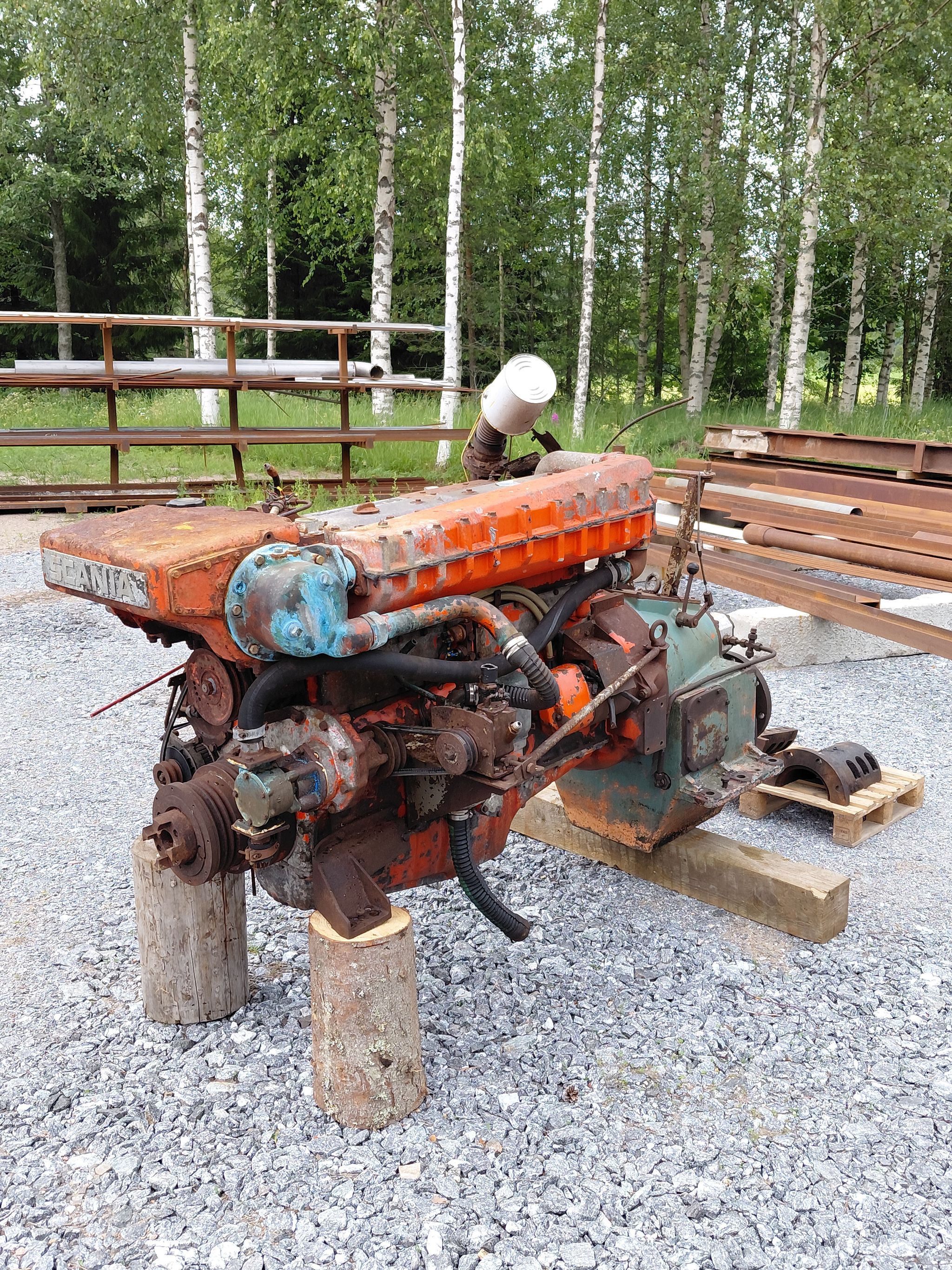 Image 4/25
