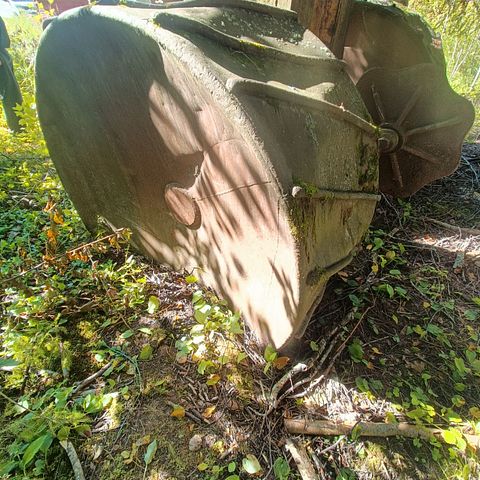 Image 5/10