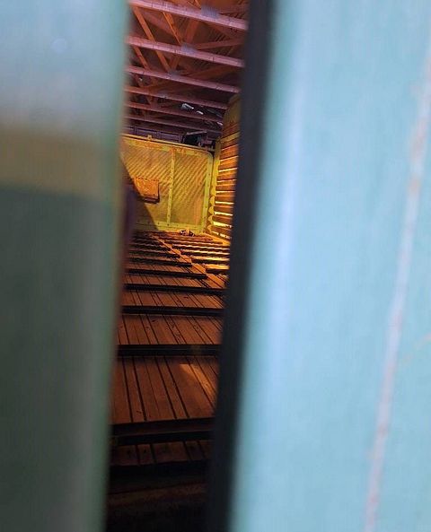 Image 12/35