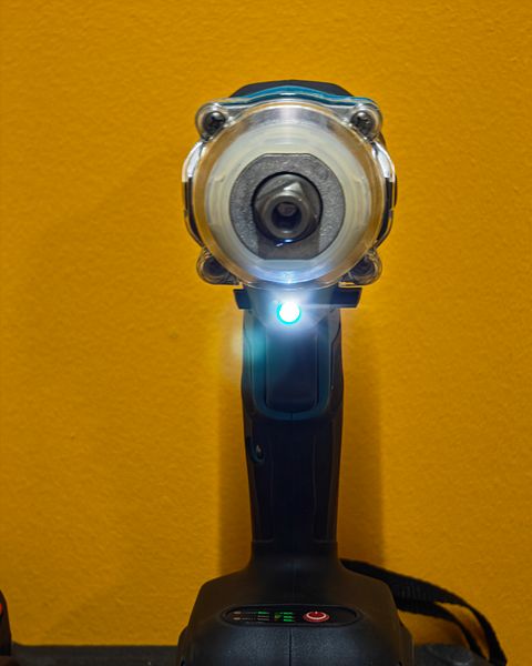 Image 4/10