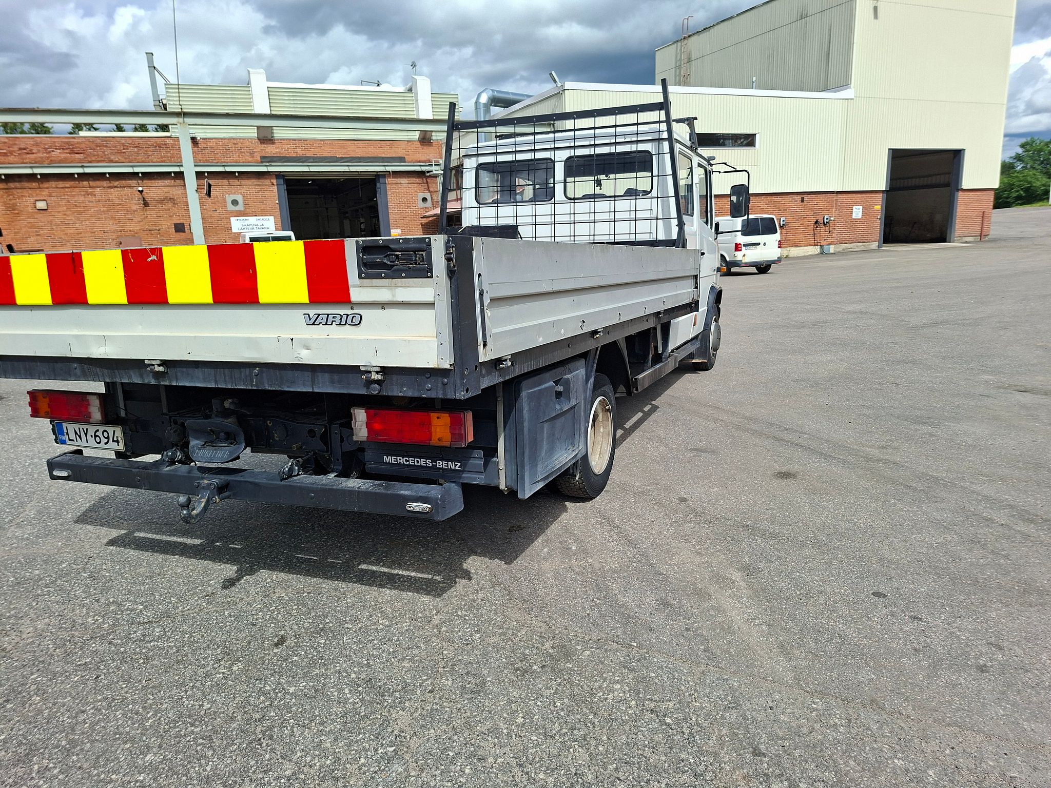Image 6/11