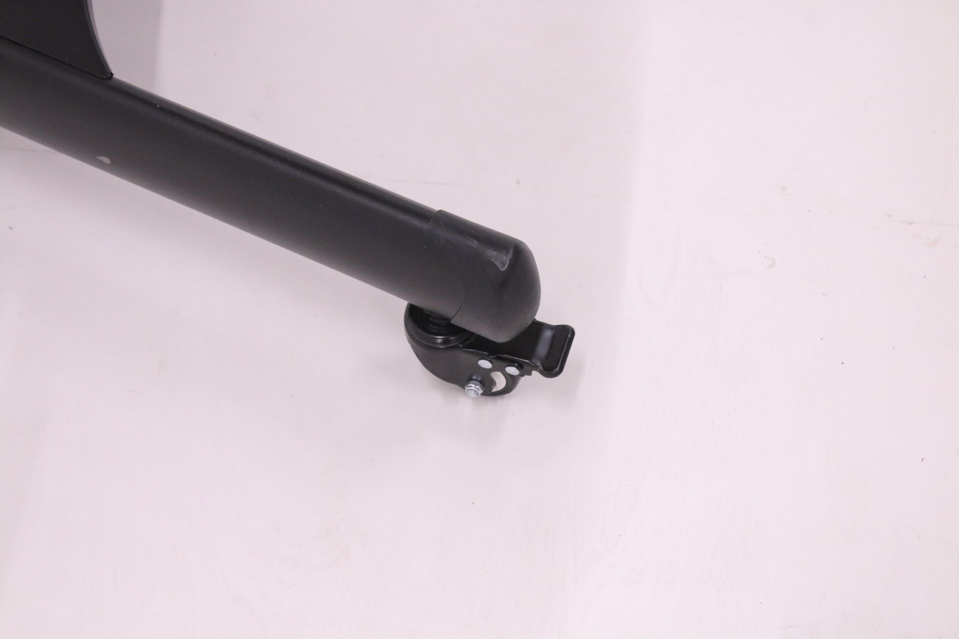 Image 6/10