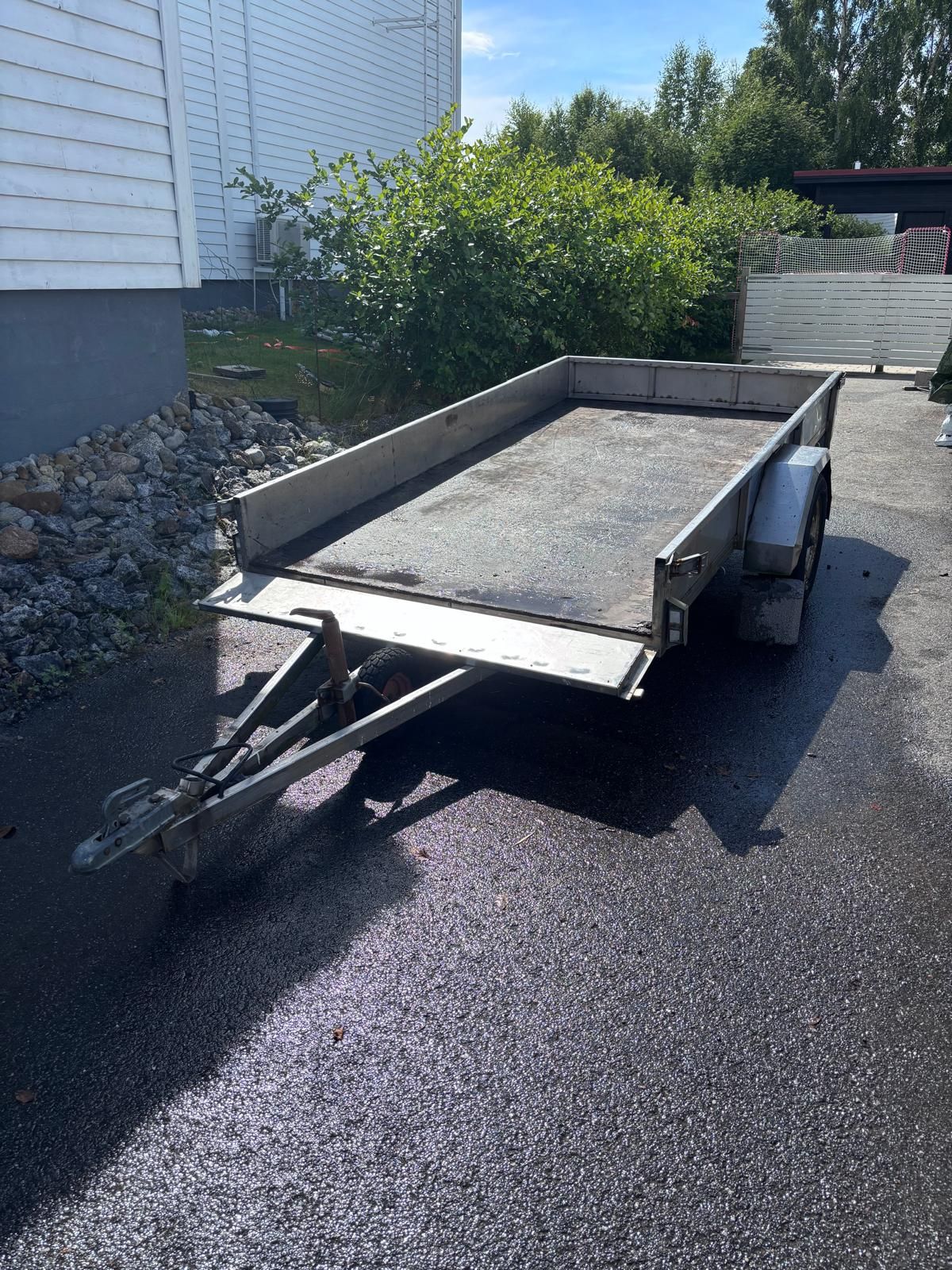 Image 6/6