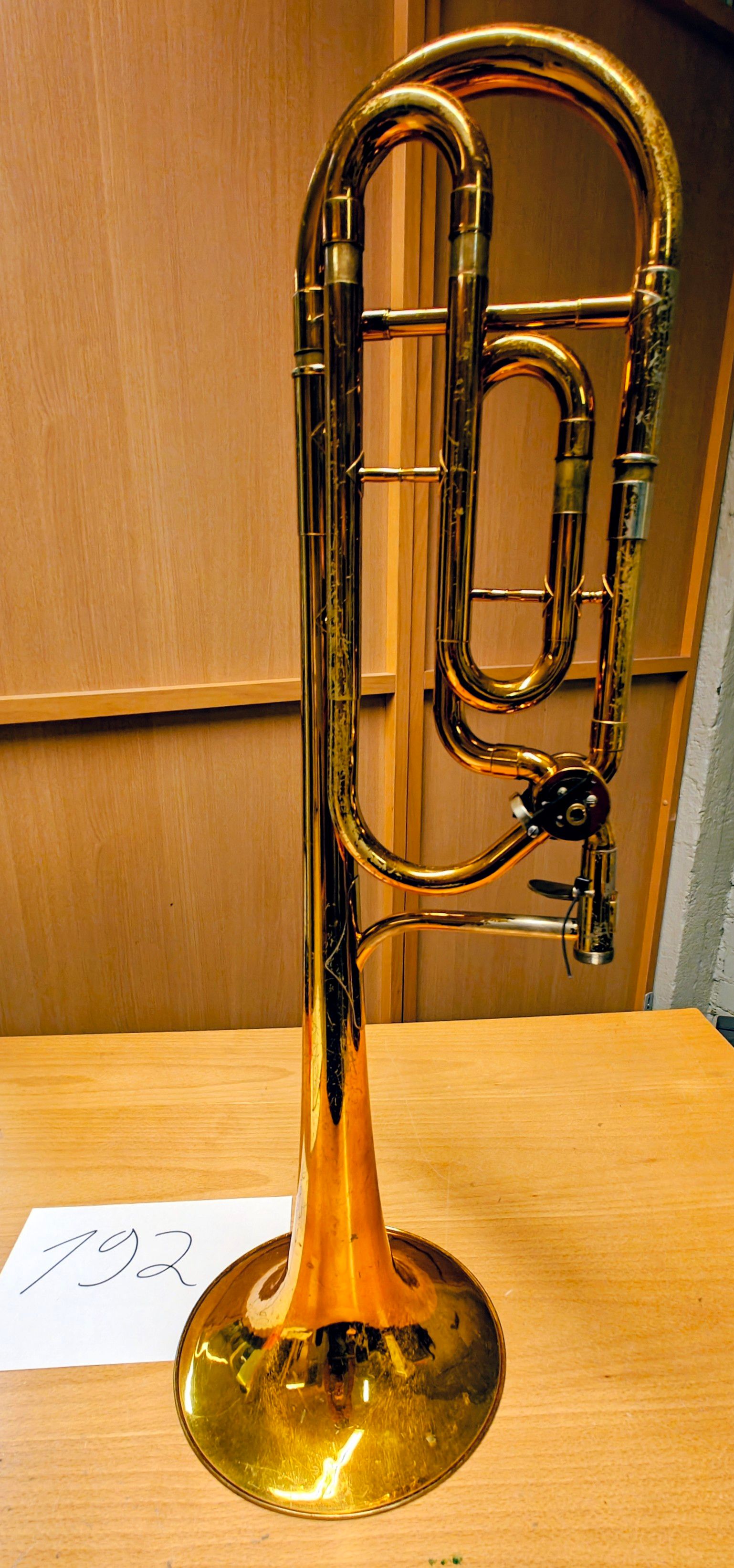 Image 11/19