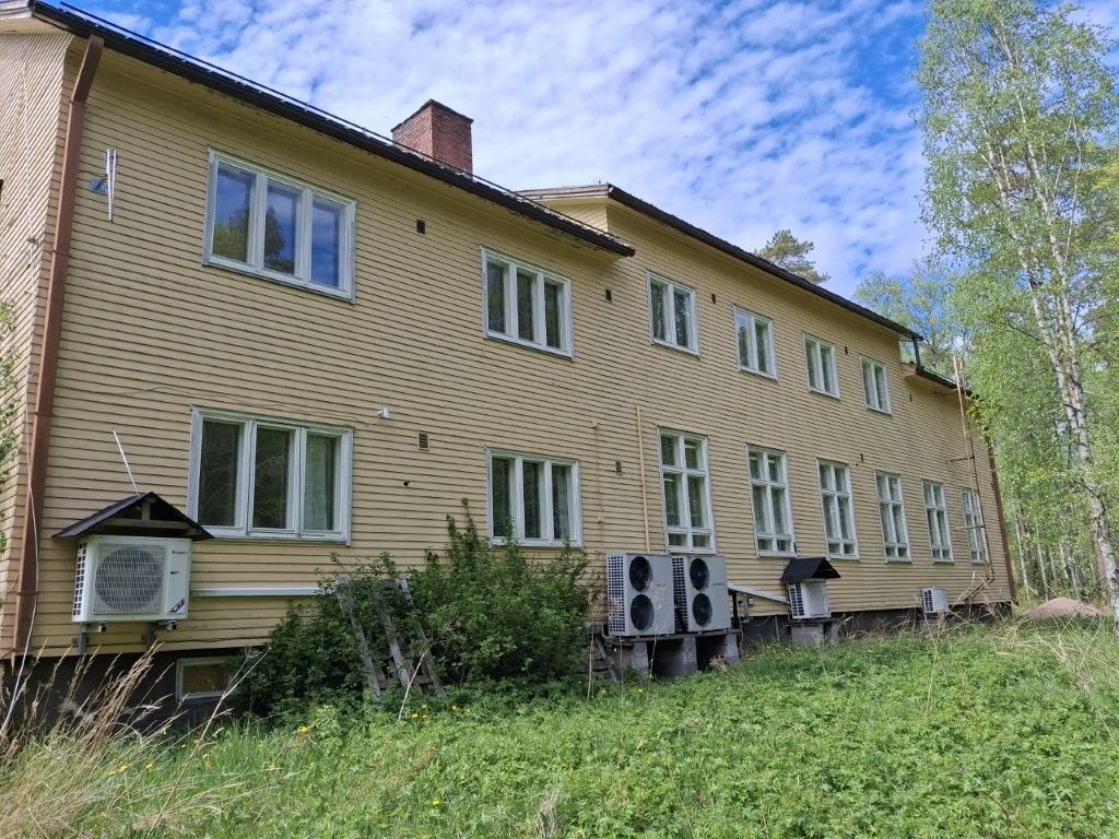 Image 2/85