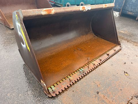 Image 1/9