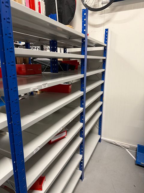 Image 3/14