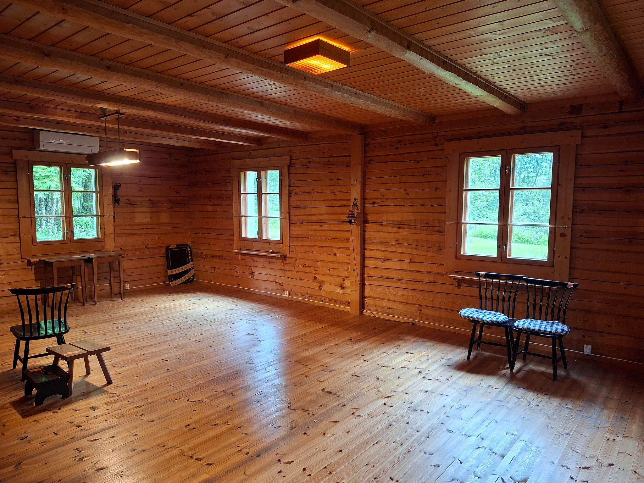 Image 12/20