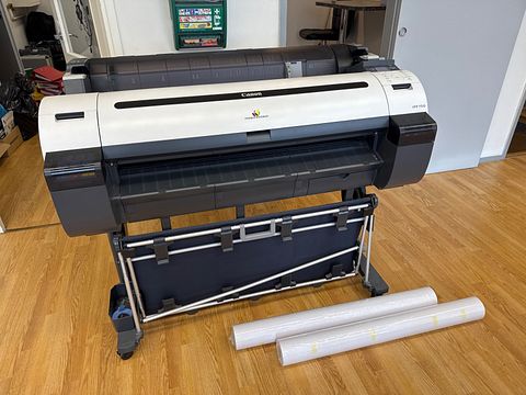 Image 1/9