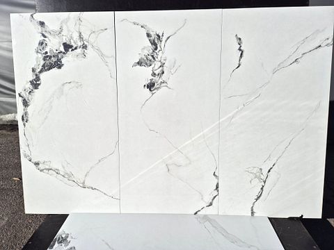 Image 1/28