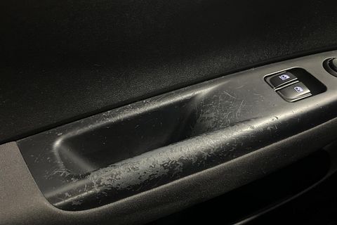 Image 17/30