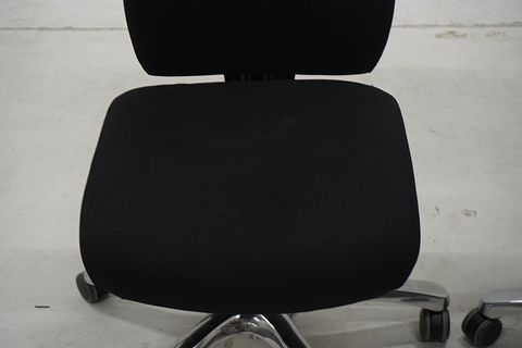Image 11/11