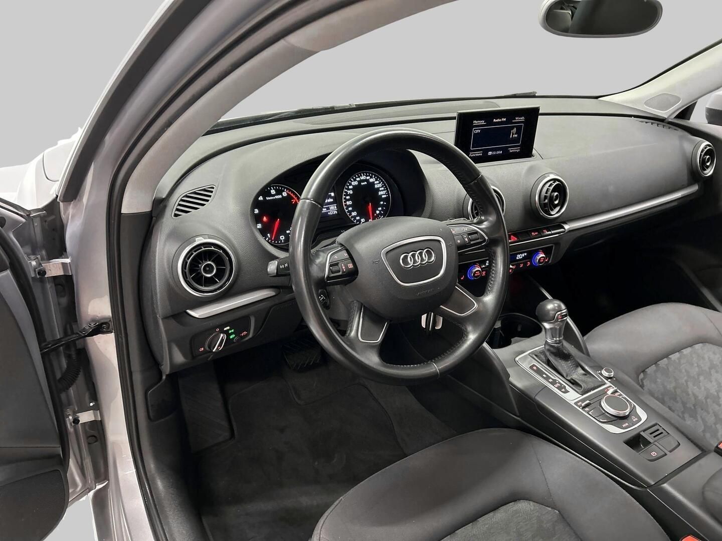 Kuva 11/32