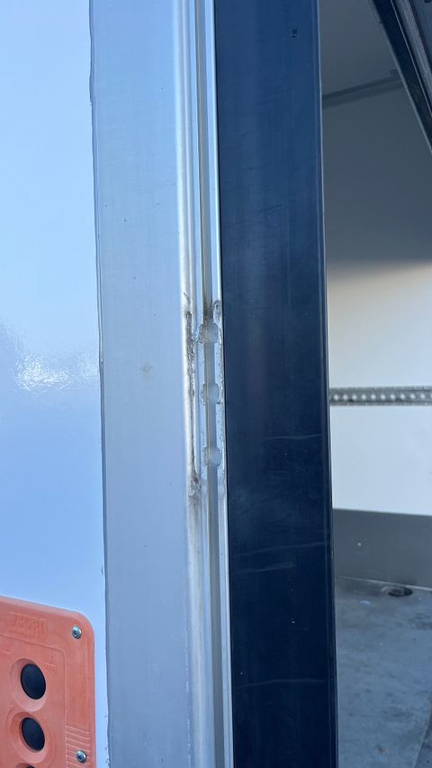 Image 28/39
