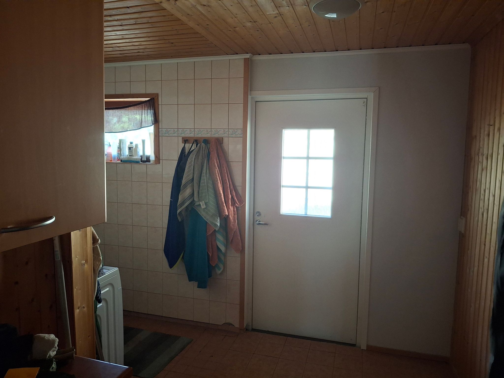Image 12/17