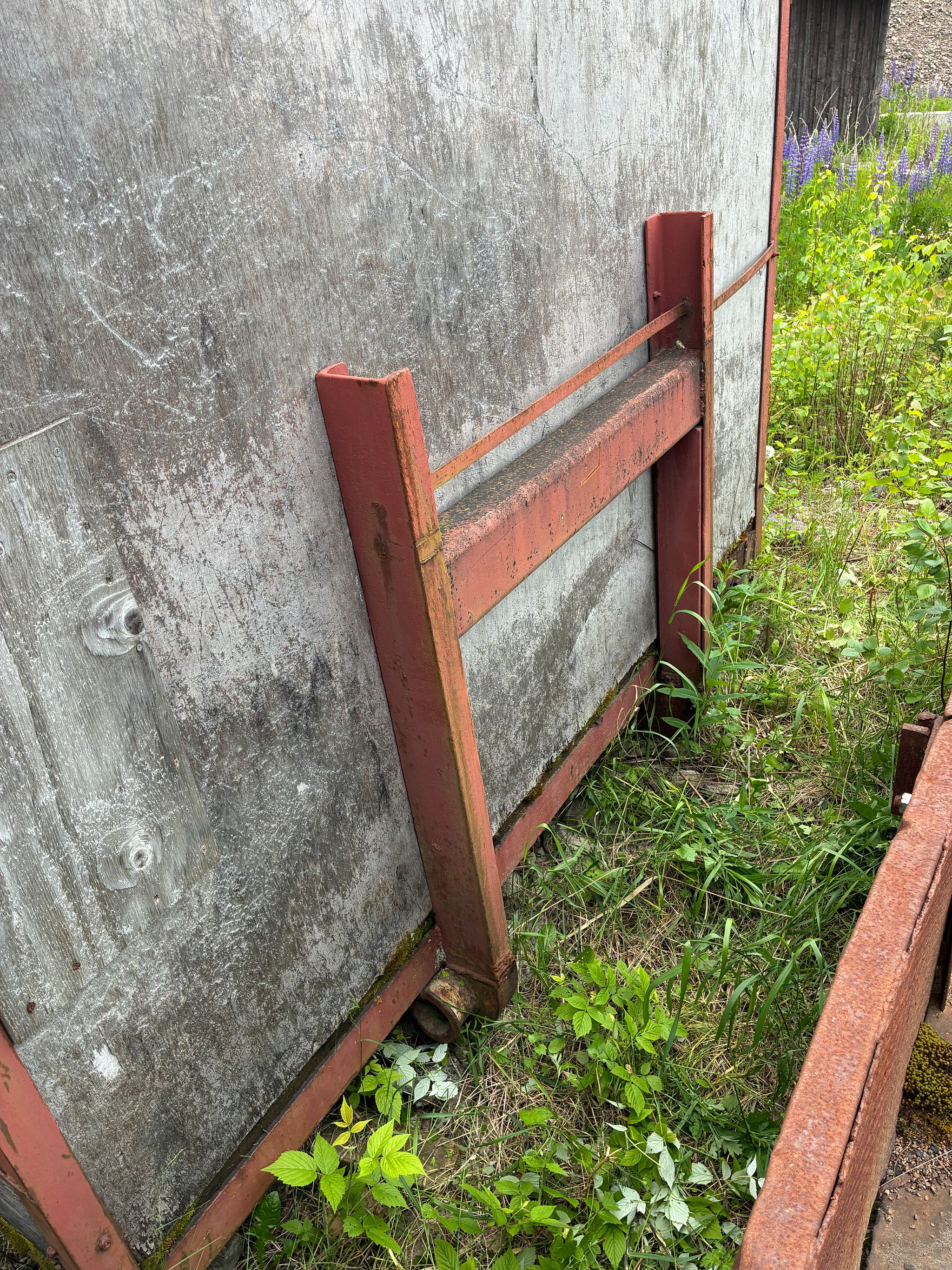 Image 3/6
