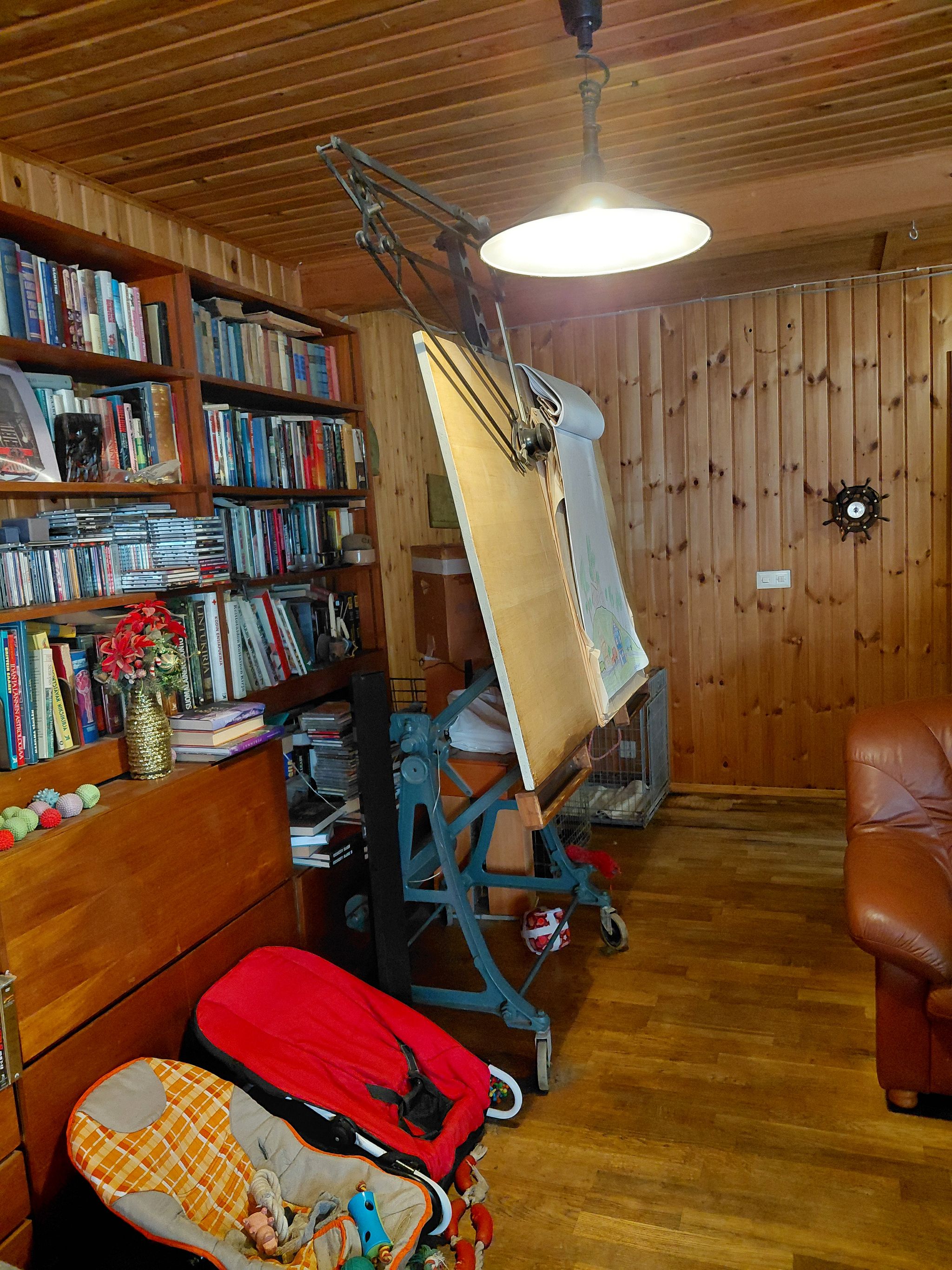 Image 10/33