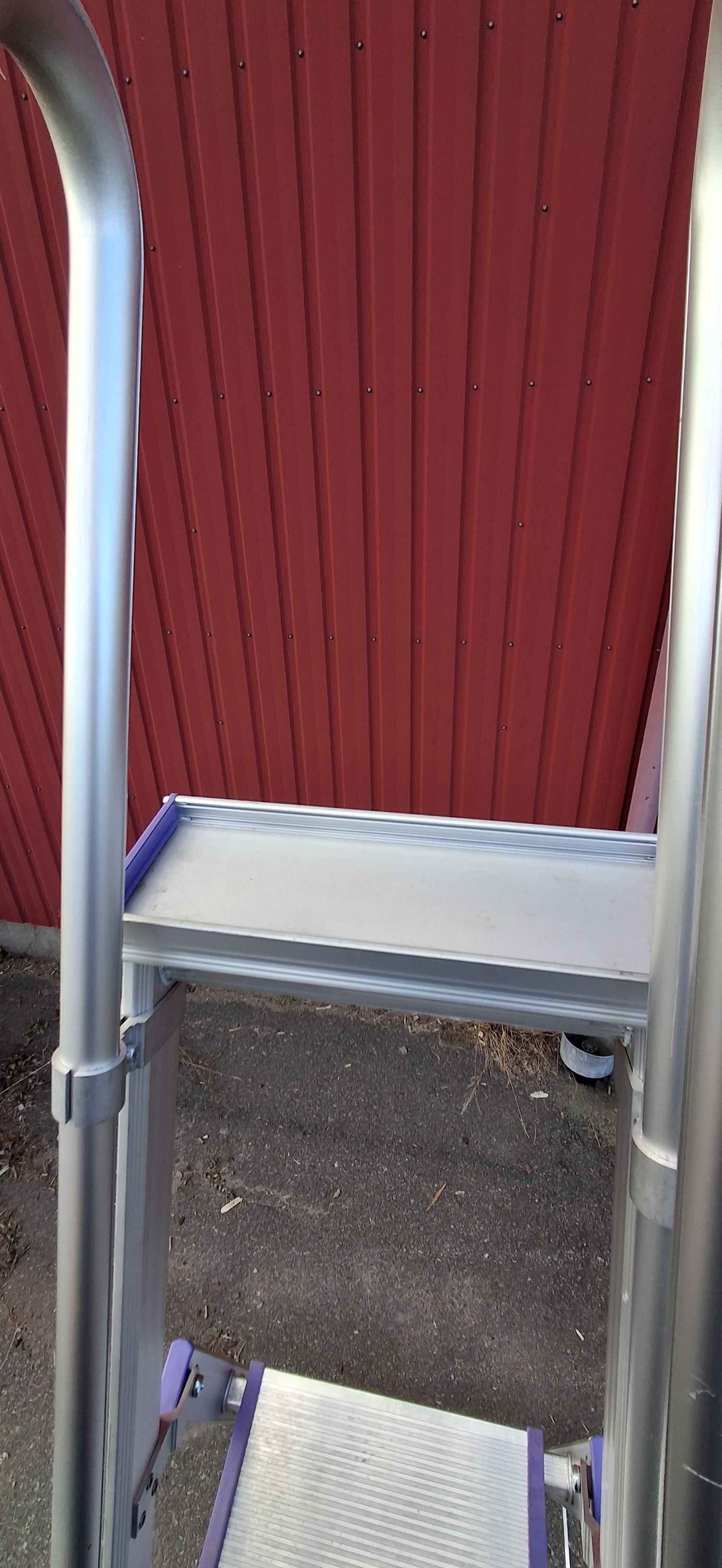 Image 6/8