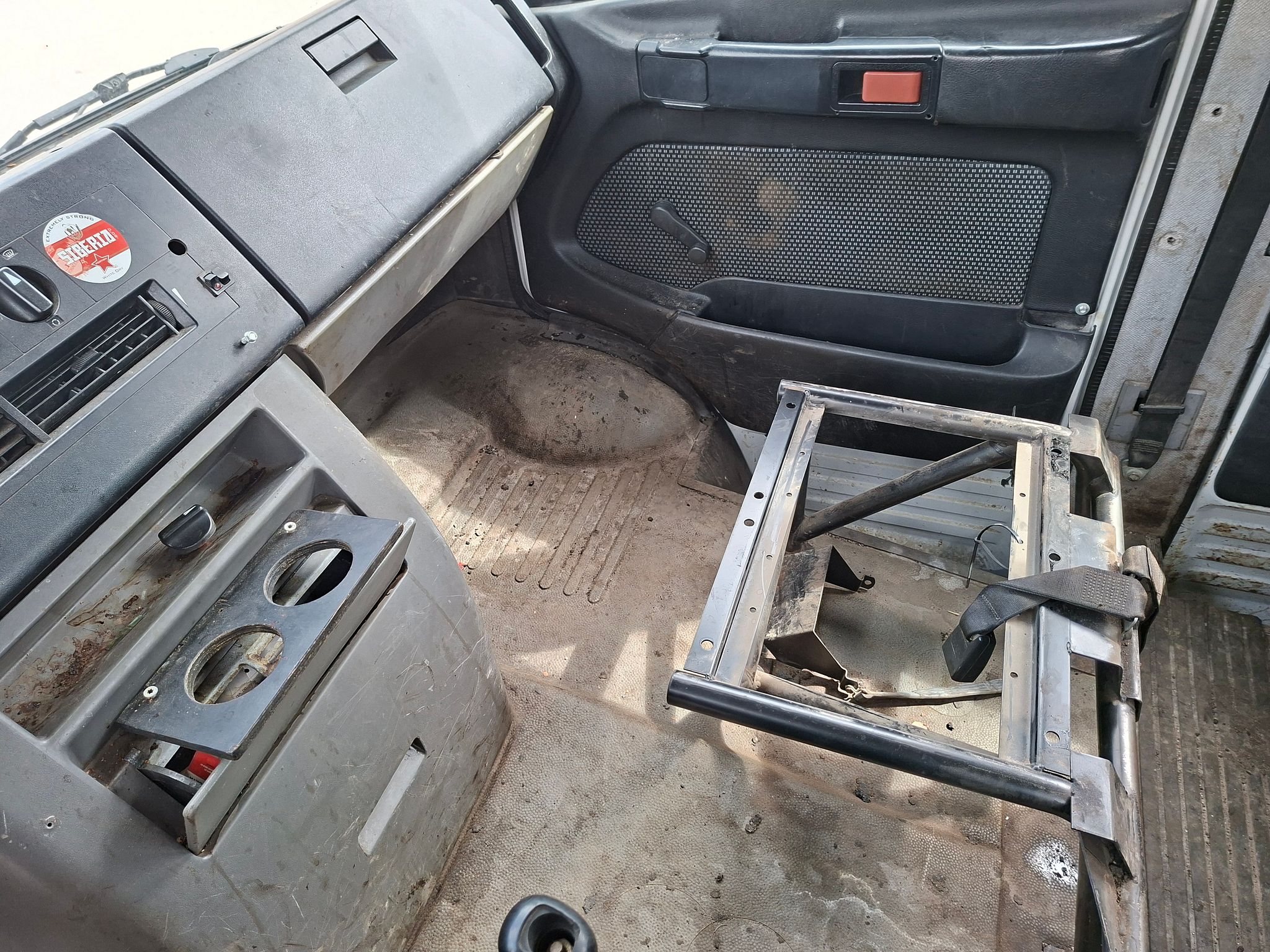 Image 11/11