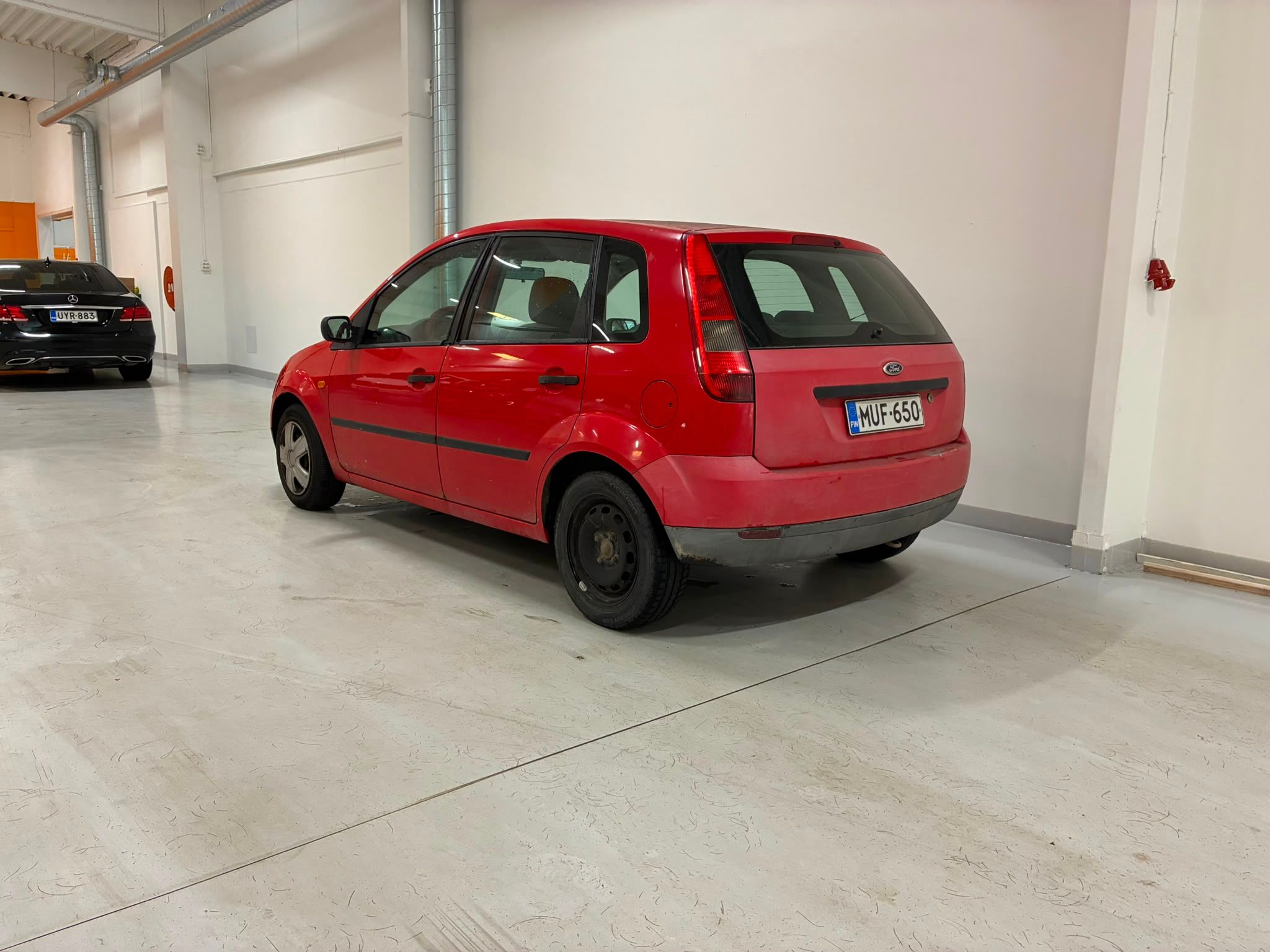 Image 2/10