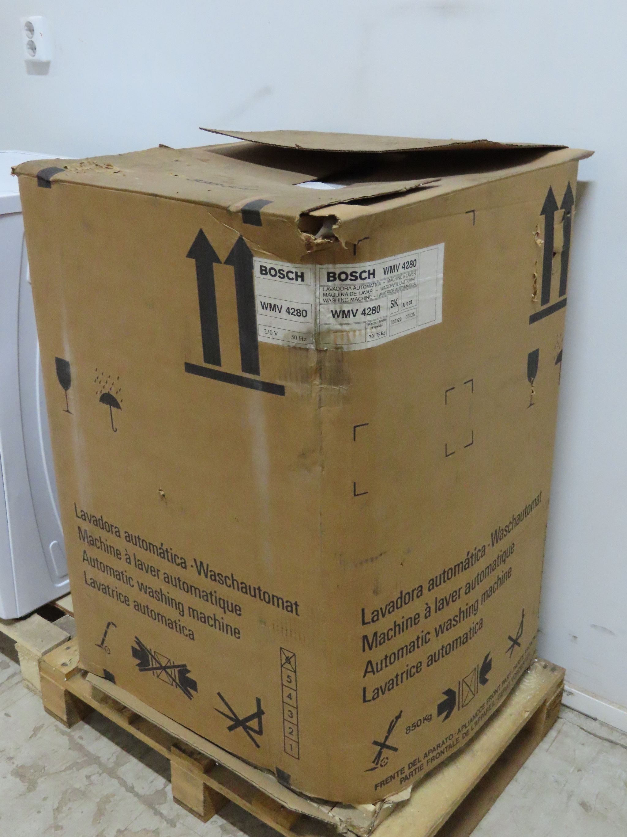 Image 6/7