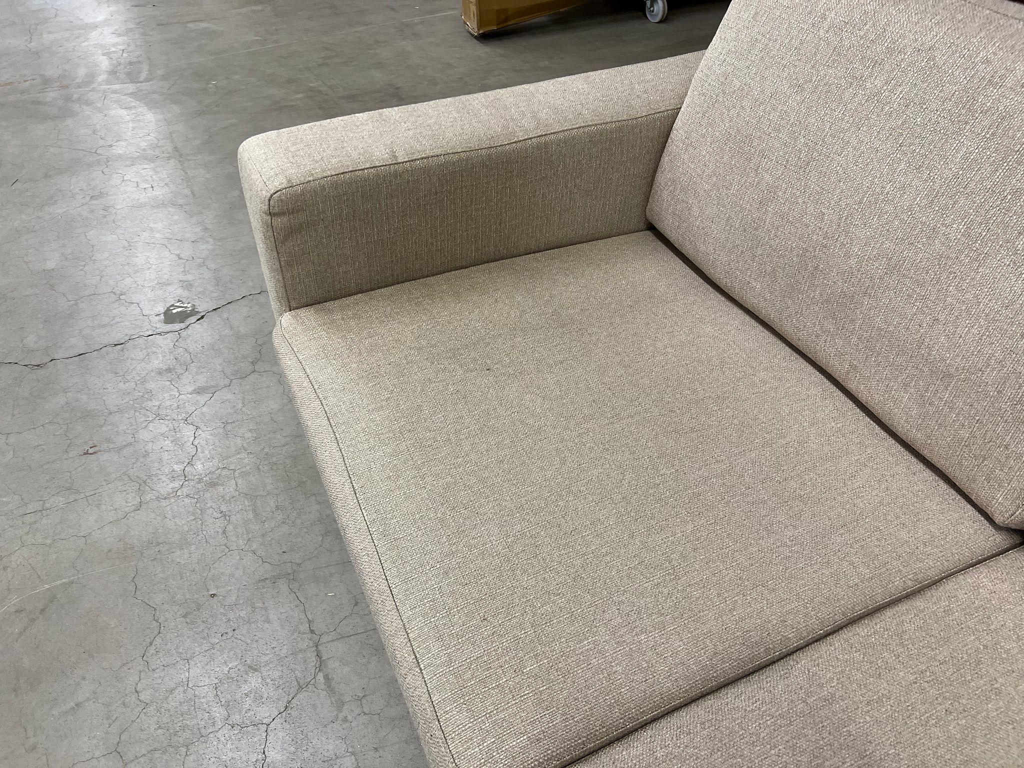 Image 4/9
