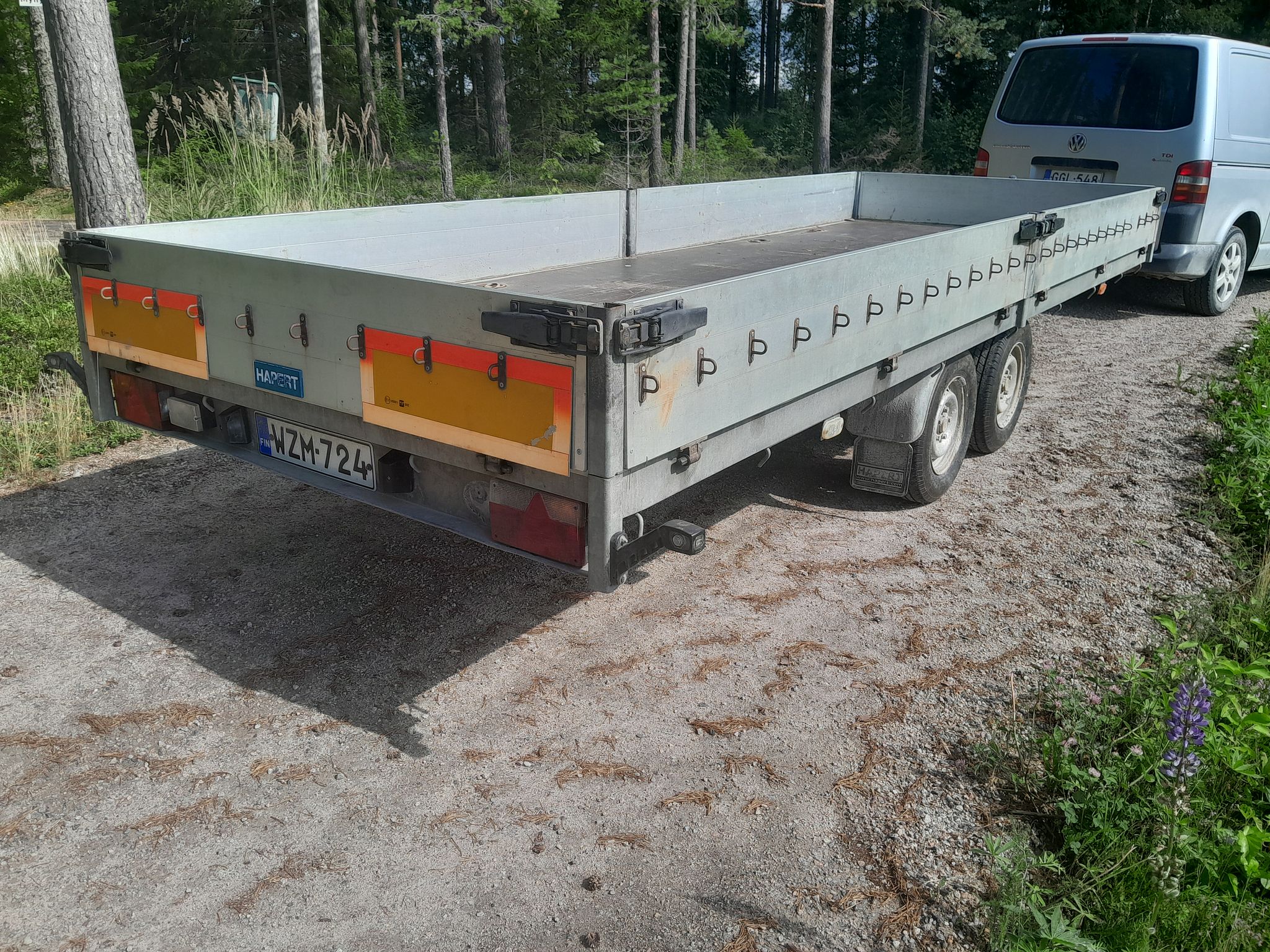 Image 2/7