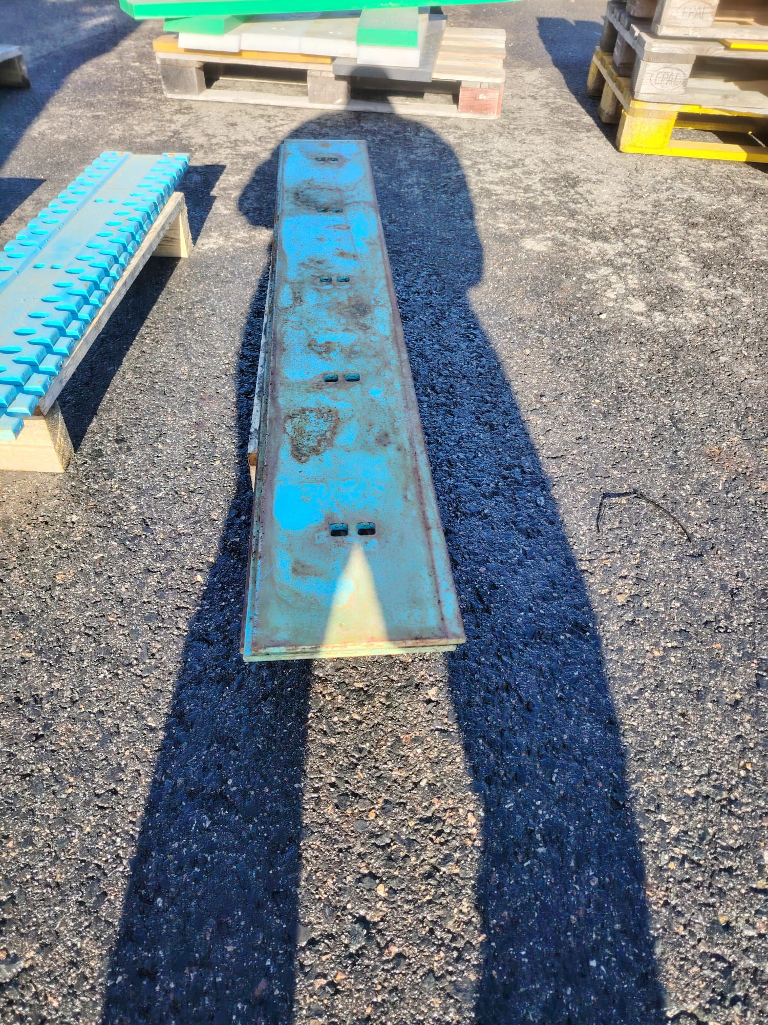 Image 2/2