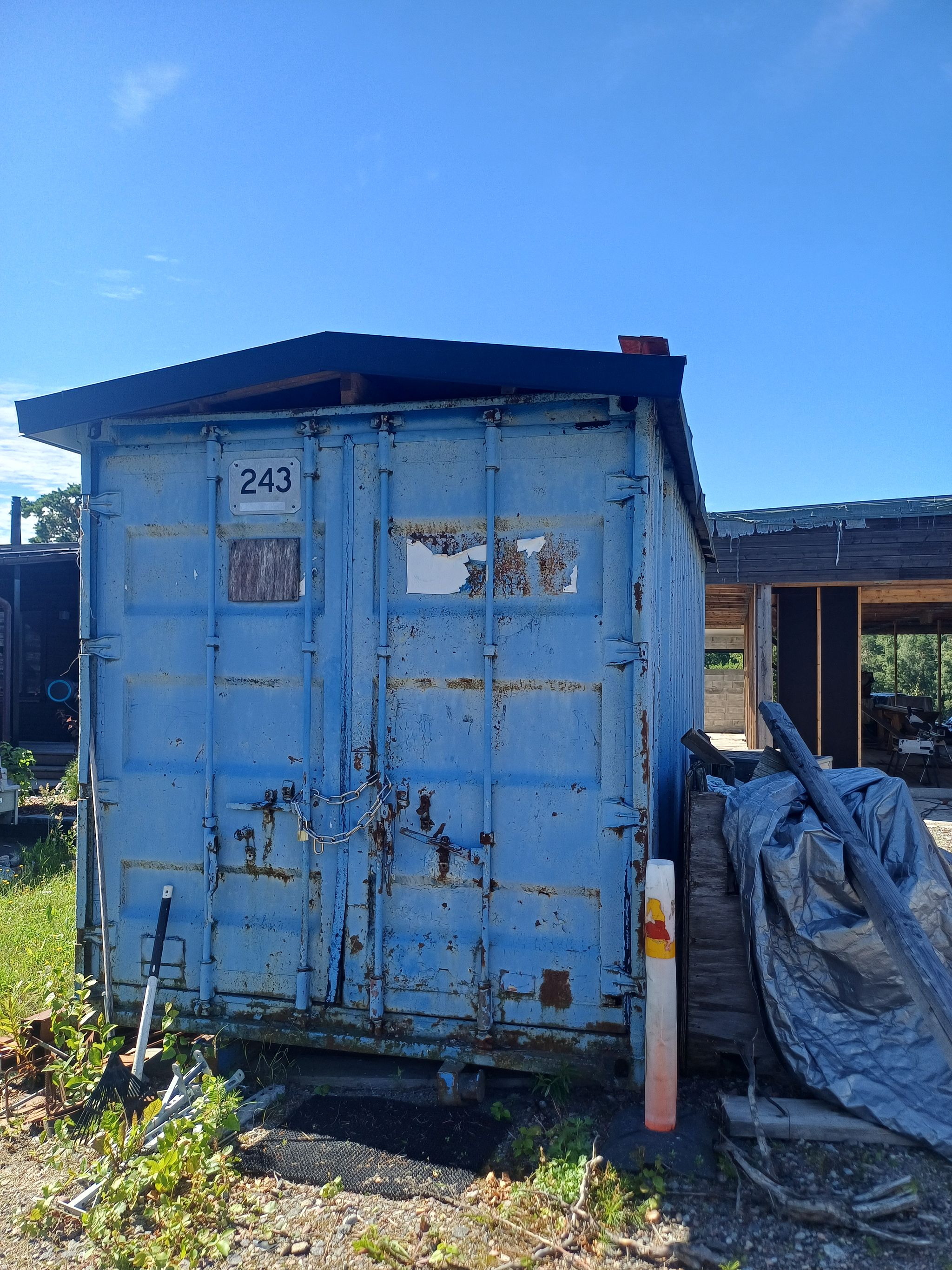Image 3/15