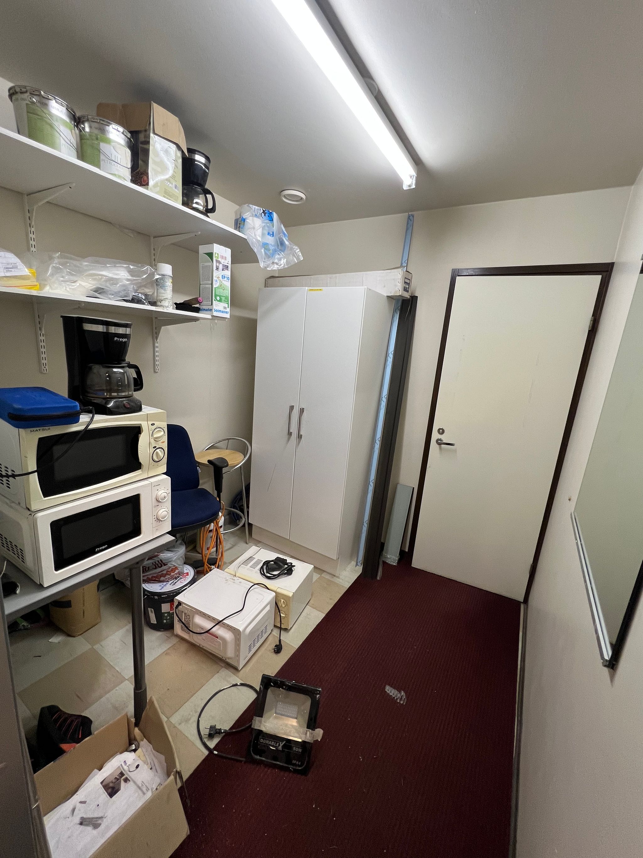 Image 1/10
