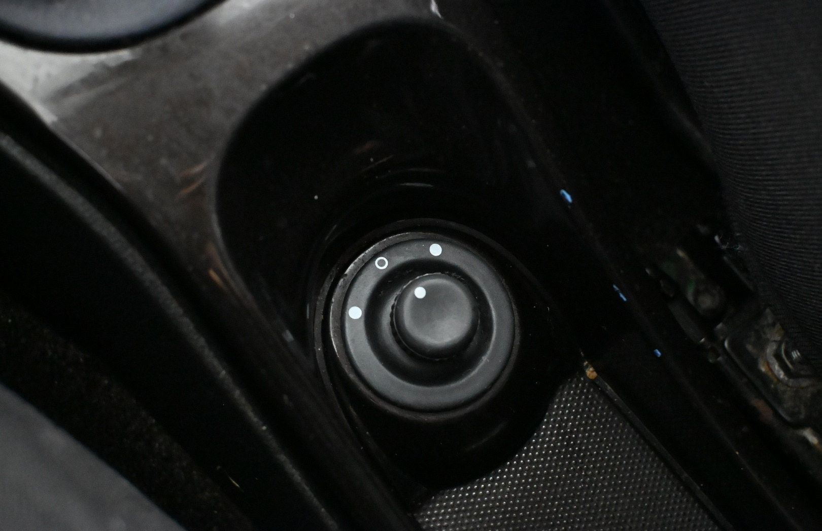 Image 15/37