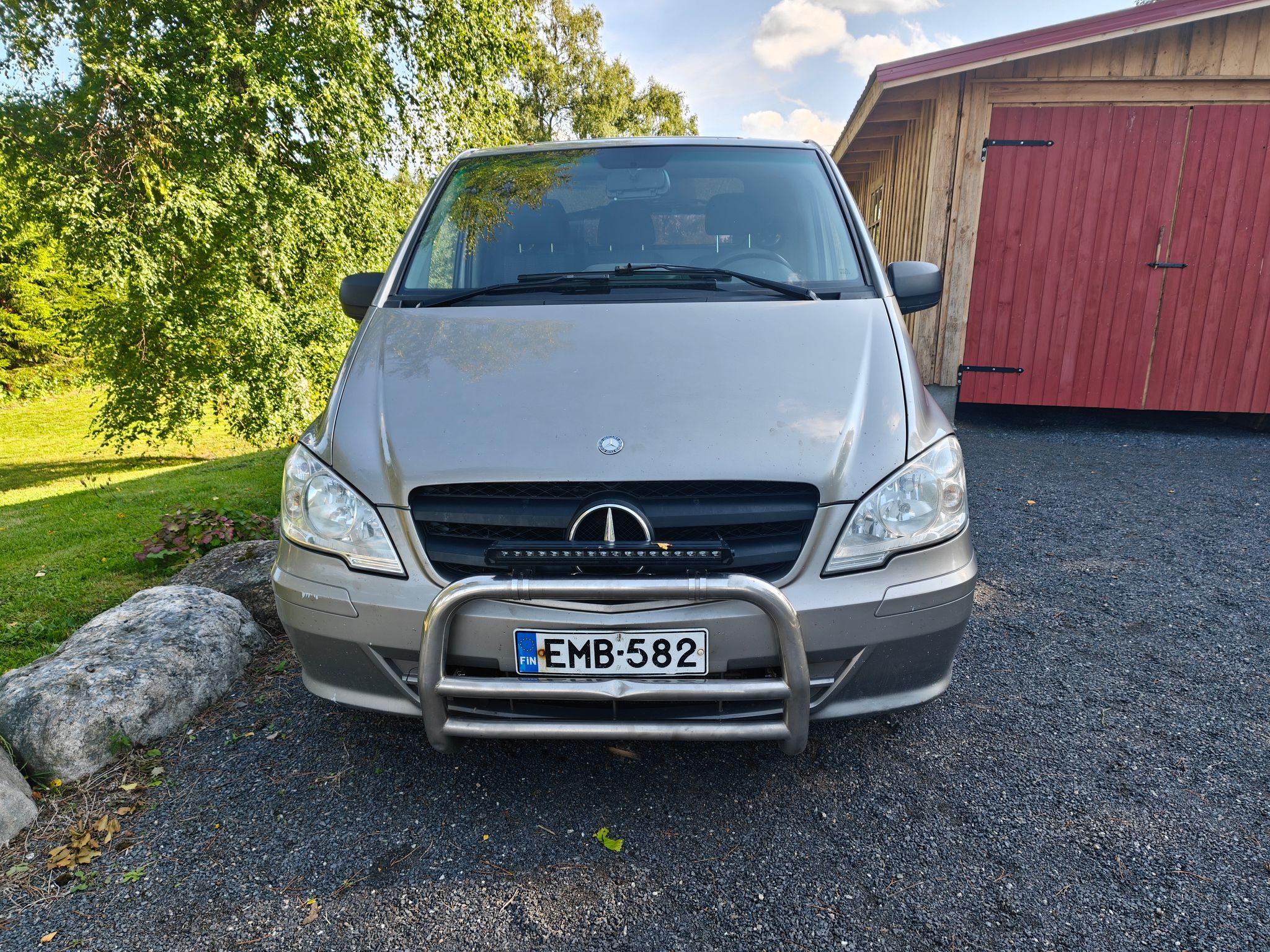 Image 2/11