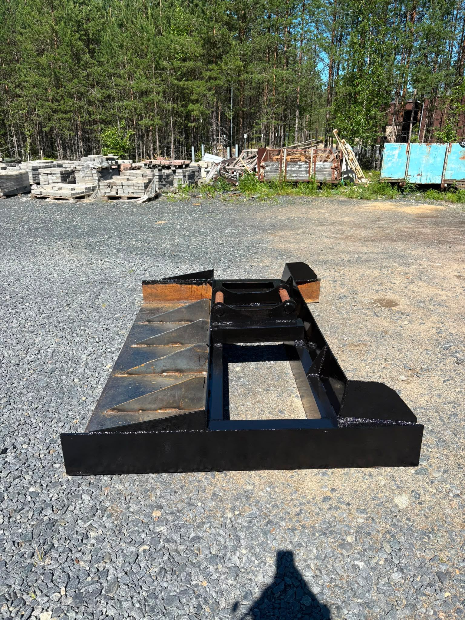 Image 1/8