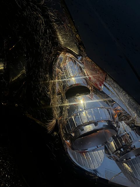 Image 8/10