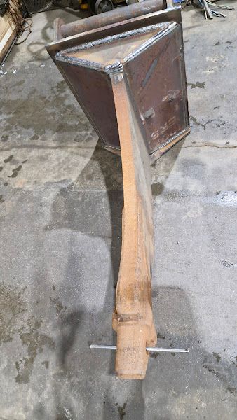 Image 9/12