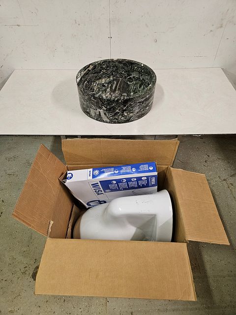 Image 1/12