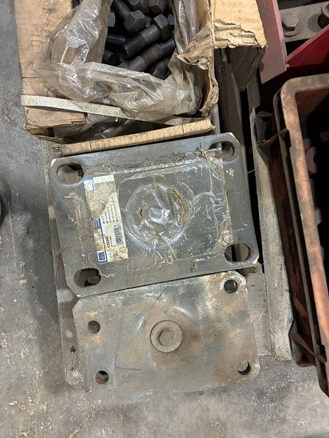 Image 3/6