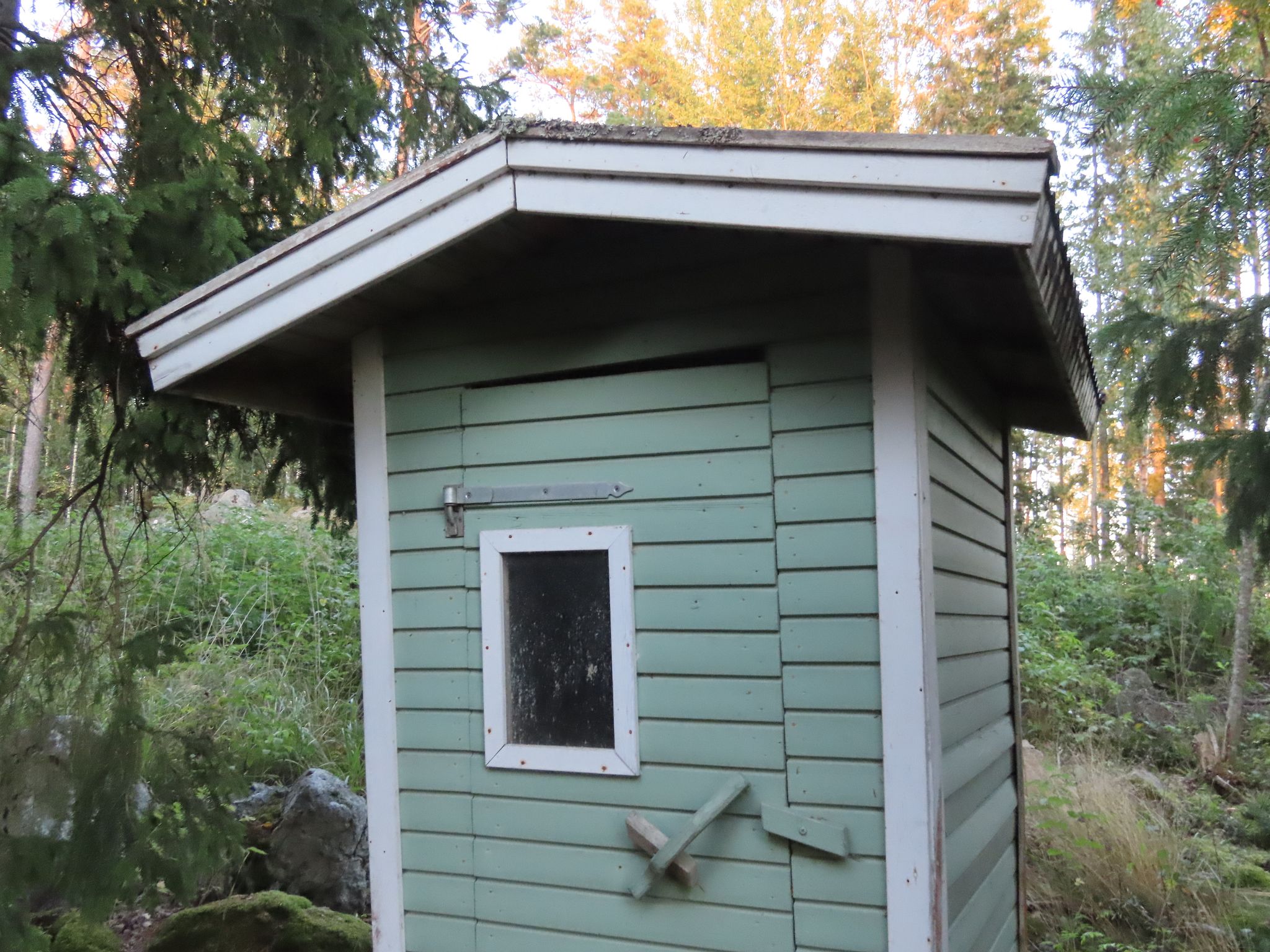Image 2/4