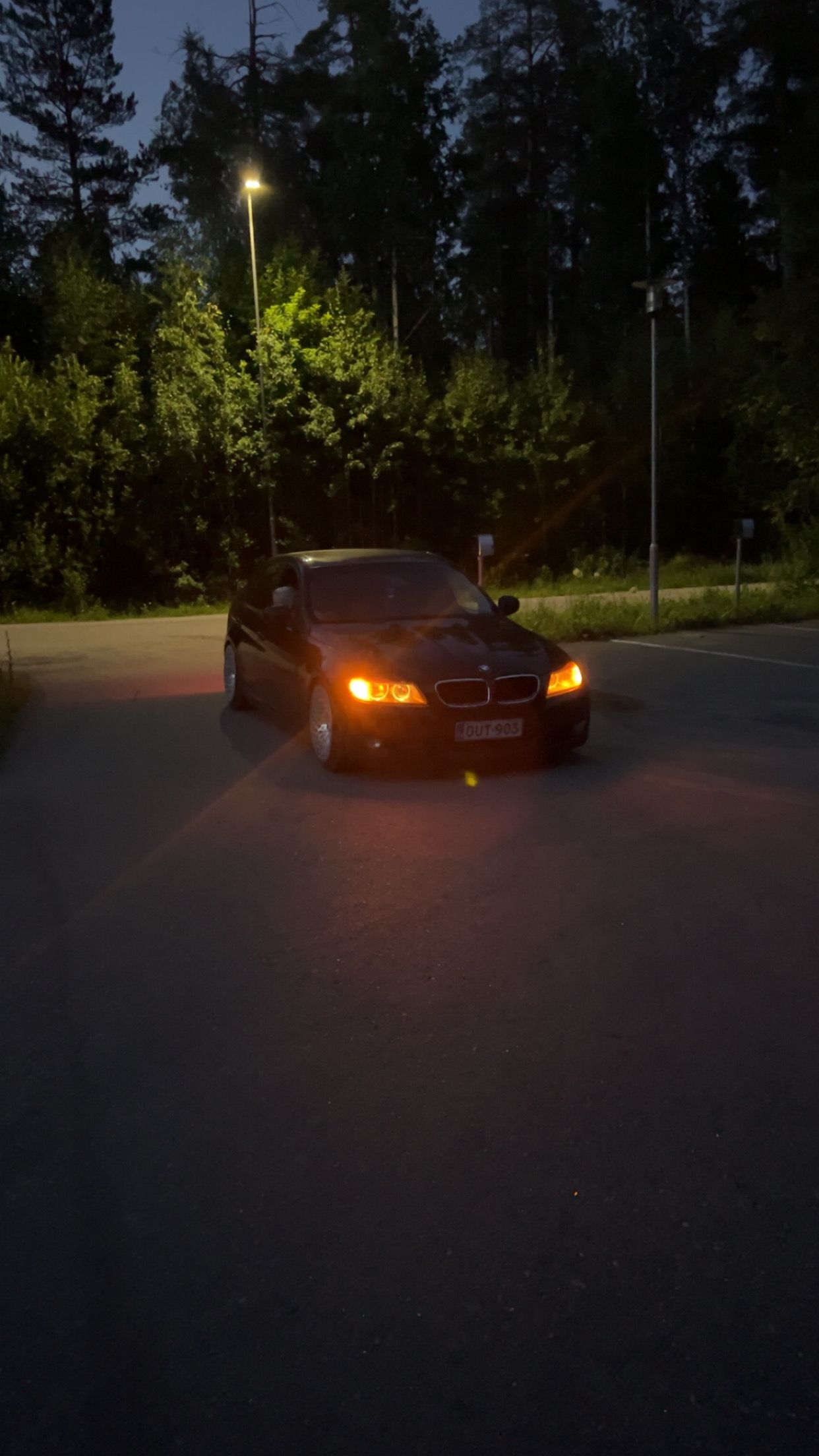 Image 4/12
