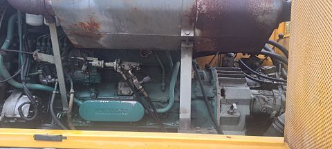 Image 7/10