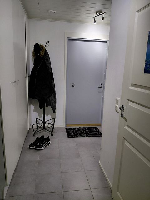 Image 10/18