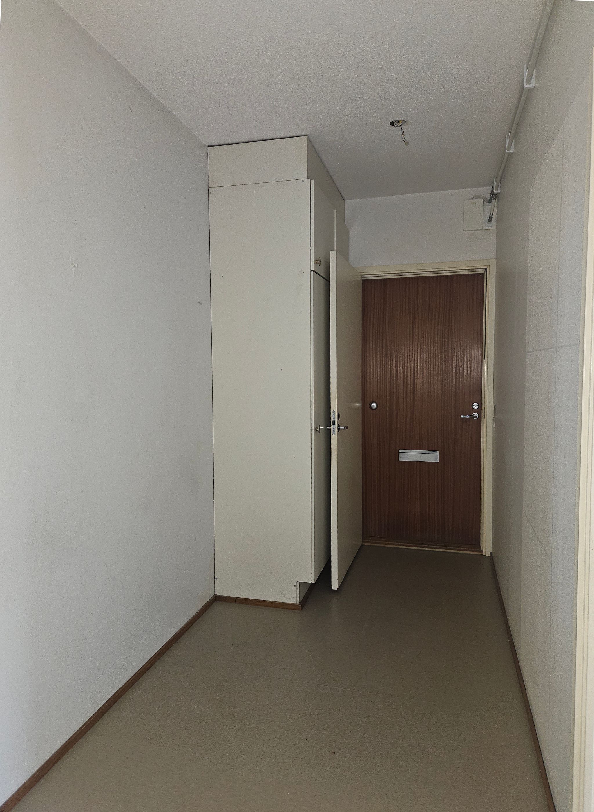 Image 7/13
