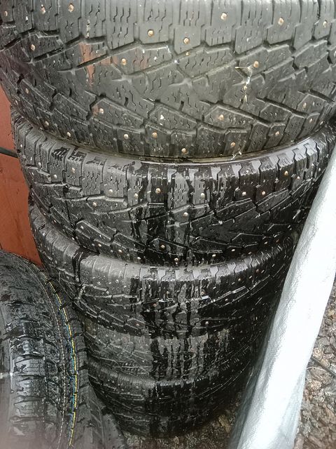 Image 1/3