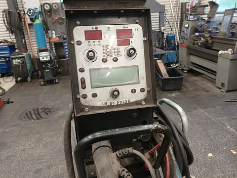 Image 6/8
