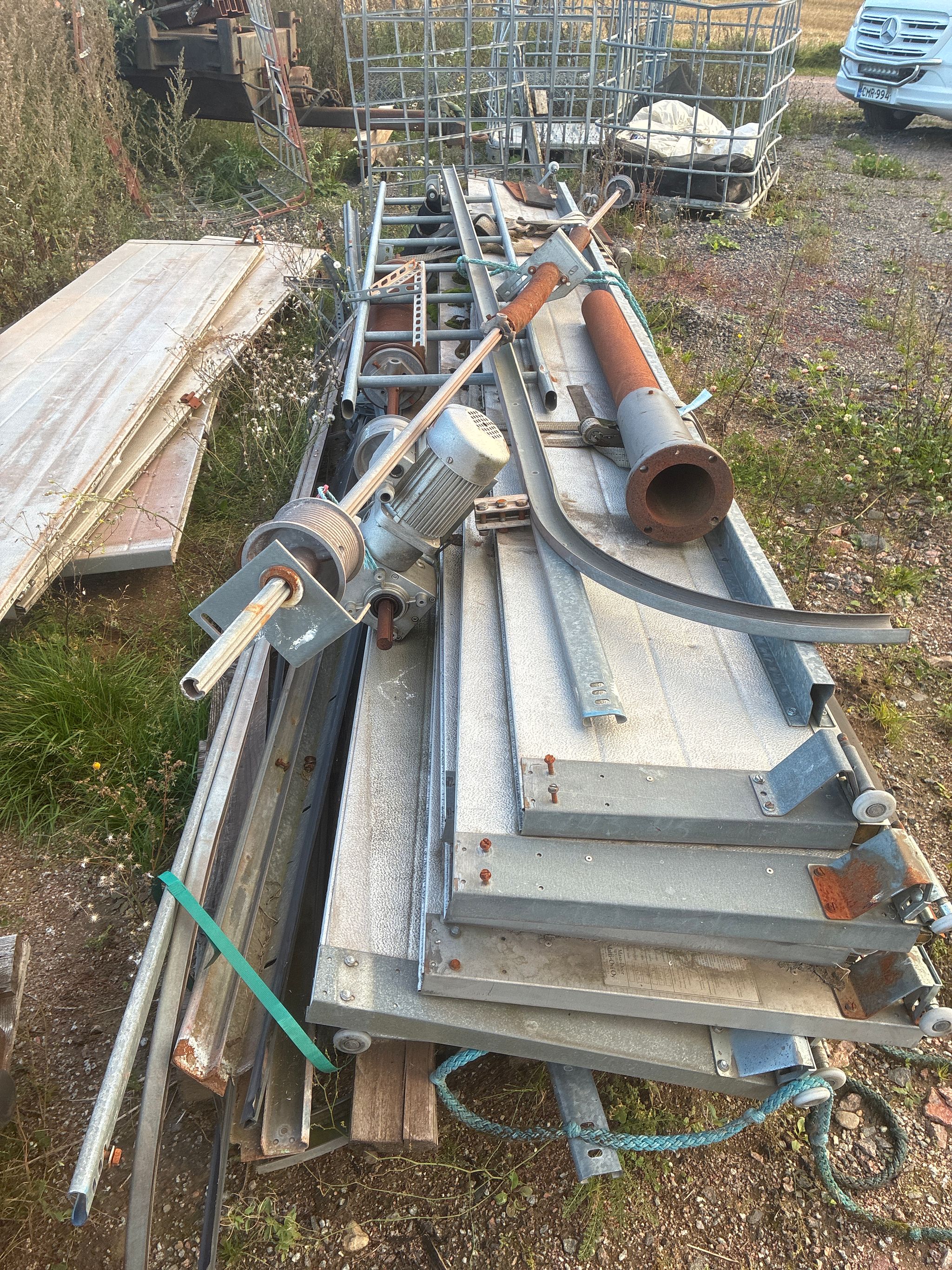 Image 3/4