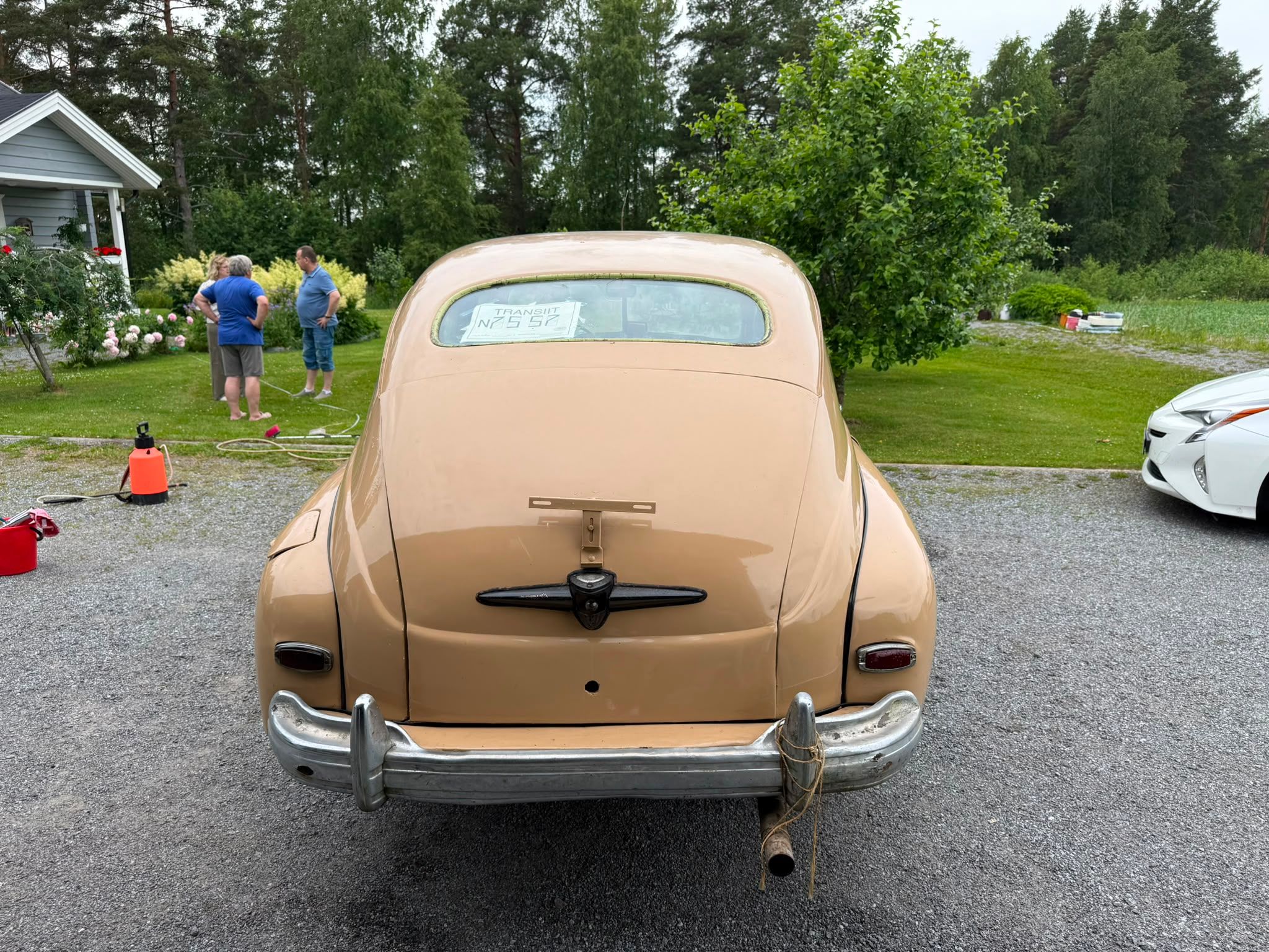 Image 8/24