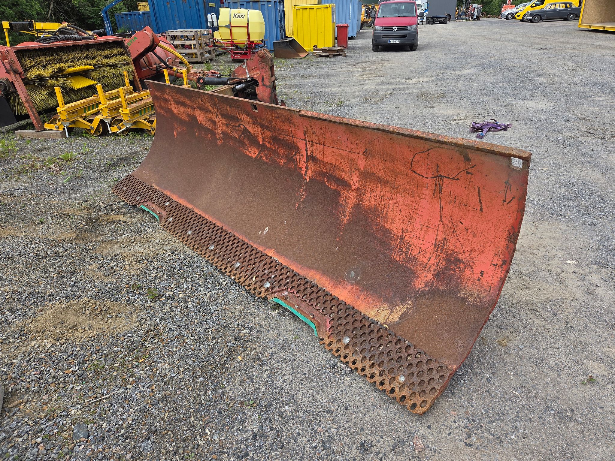 Image 2/5