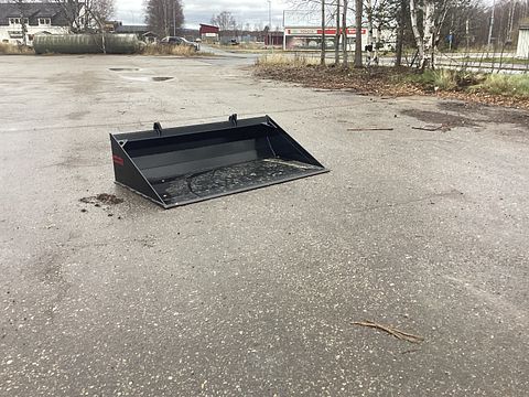 Image 1/8