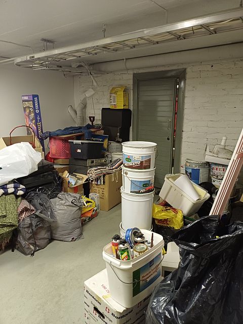 Image 6/8