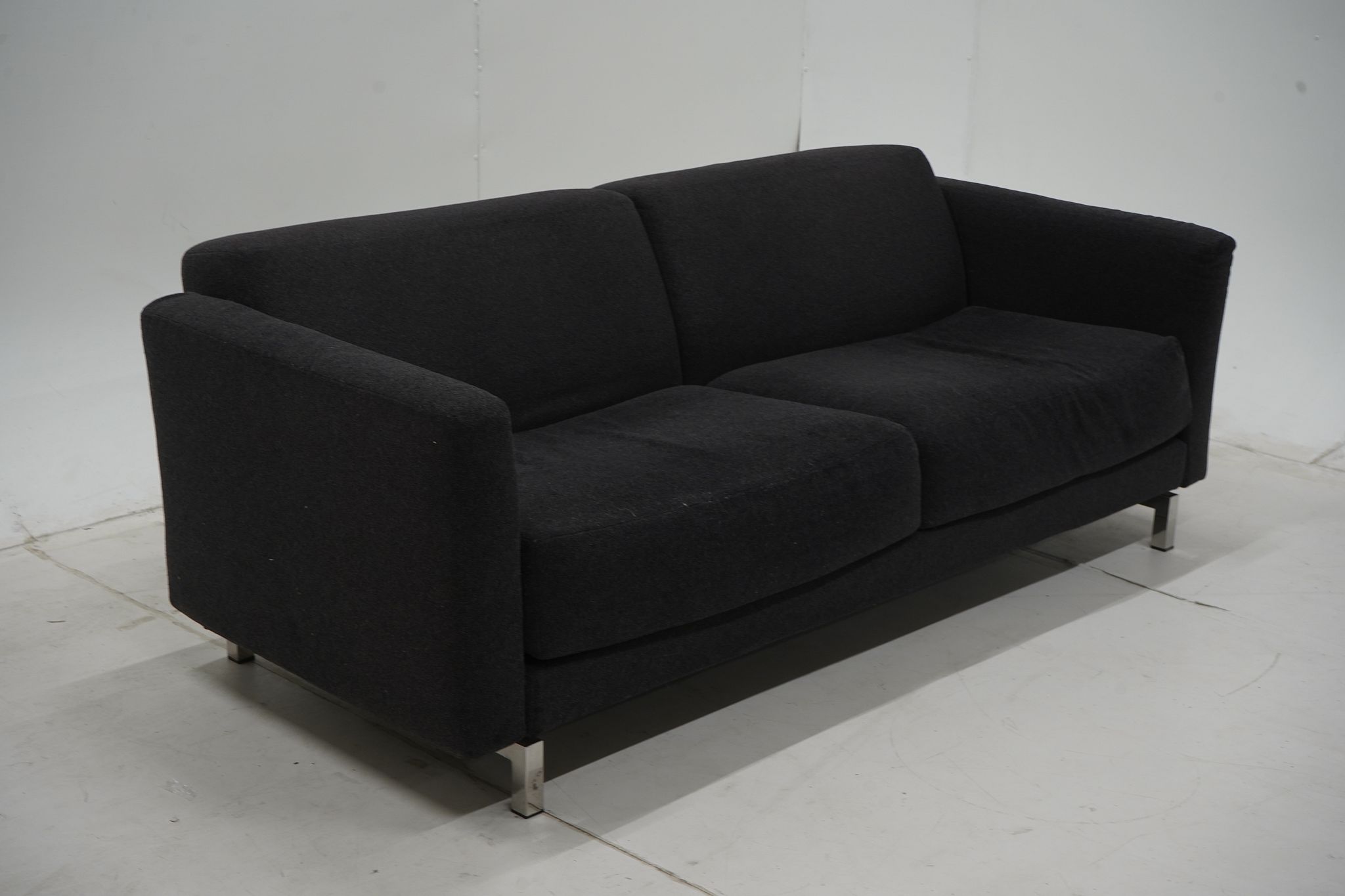 Image 1/9